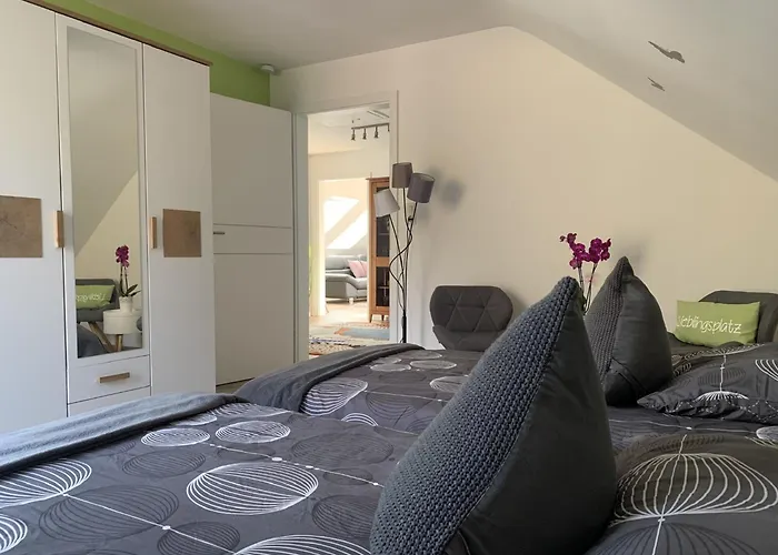 Am Goldberg Mit Ueberdachter Loggia 아파트 *