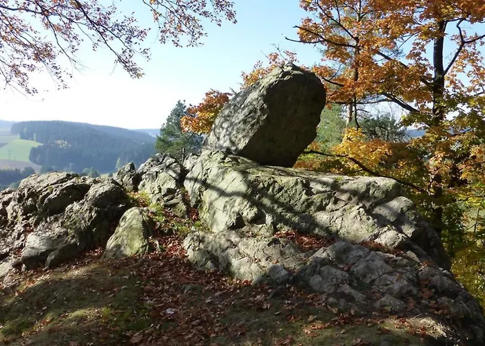 아파트 Am Goldberg Mit Ueberdachter Loggia *