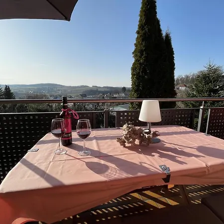 Am Goldberg Mit Ueberdachter Loggia * Schauenstein